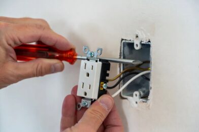 How to Replace an Electrical Outlet Safely (Complete DIY Guide)